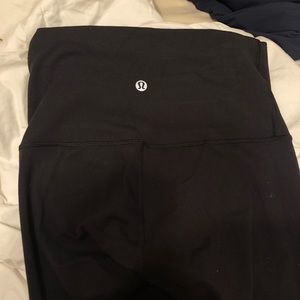 Black Lululemon leggings